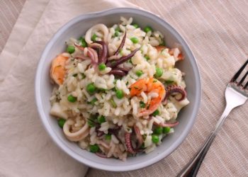 Рижото со морски плодови