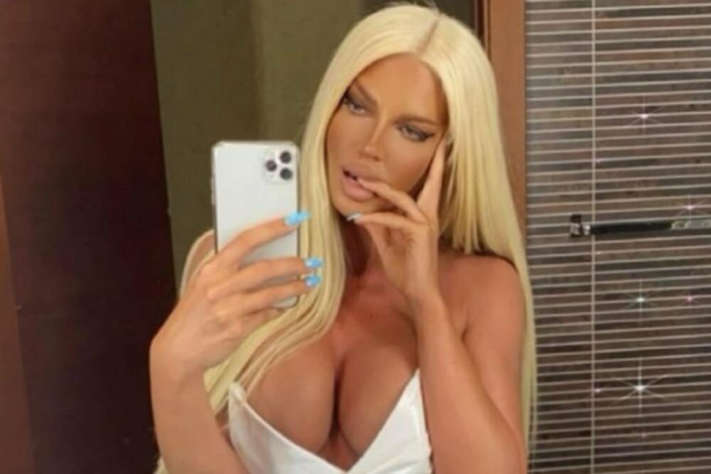 Jelena Karleusha gola