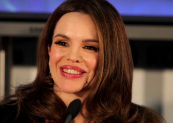 По приведувањето на Северина се огласија нејзината мајка и Милан Поповиќ