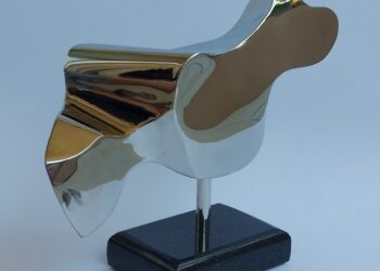 Изложба на скулптури „Самоспознавање“ на Слободан Милошески во Загреб