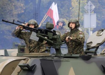 Полска почна да се подготвува за „веројатна војна со Русија“