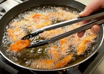 Не чини ништо и ќе ви помогне да пржите храна без неред