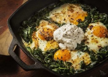 спанаќ и јајца