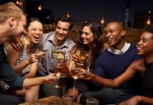 Обожаваат да бидат забележани – овие хороскопски знаци сакаат да бидат во центарот на вниманието!