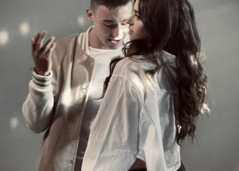 „Bella“ на Макфест 2022. Лара и Пајак најавуваат нов хит!