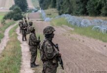 Полска ќе гради ограда на границата со Русија