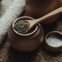 tea-6069409_1920-1400×933