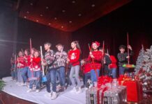 Да ја испратиме 2022 година со новогодишната хит детска претстава „Сами сме дома”