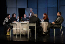 Премиера на претставата „Сите сме птици“ во режија на Слободан Унковски