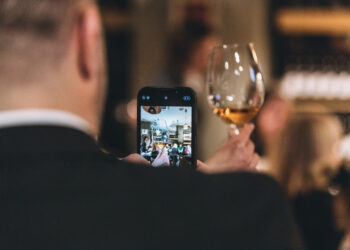 Андон Крстевски: Виното е енергија и љубов, а во Македонија кралот на виното има име