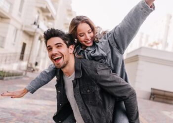 Идеални комбинации на хороскопски знаци: Прават најхармонични парови и имаат светла иднина