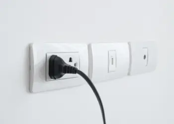 Секогаш треба да ги исклучувате од штекер – овие уреди трошат струја дури и кога не се вклучени
