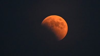 Затемнување на Месечината