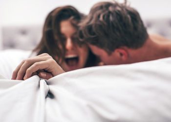 гласни за време на секс