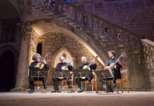 Платформата „За тебе“ организира настап на меѓународно познатиот „Хрватски гитарски квартет“ во Скопје Хрватски гитарски квартет