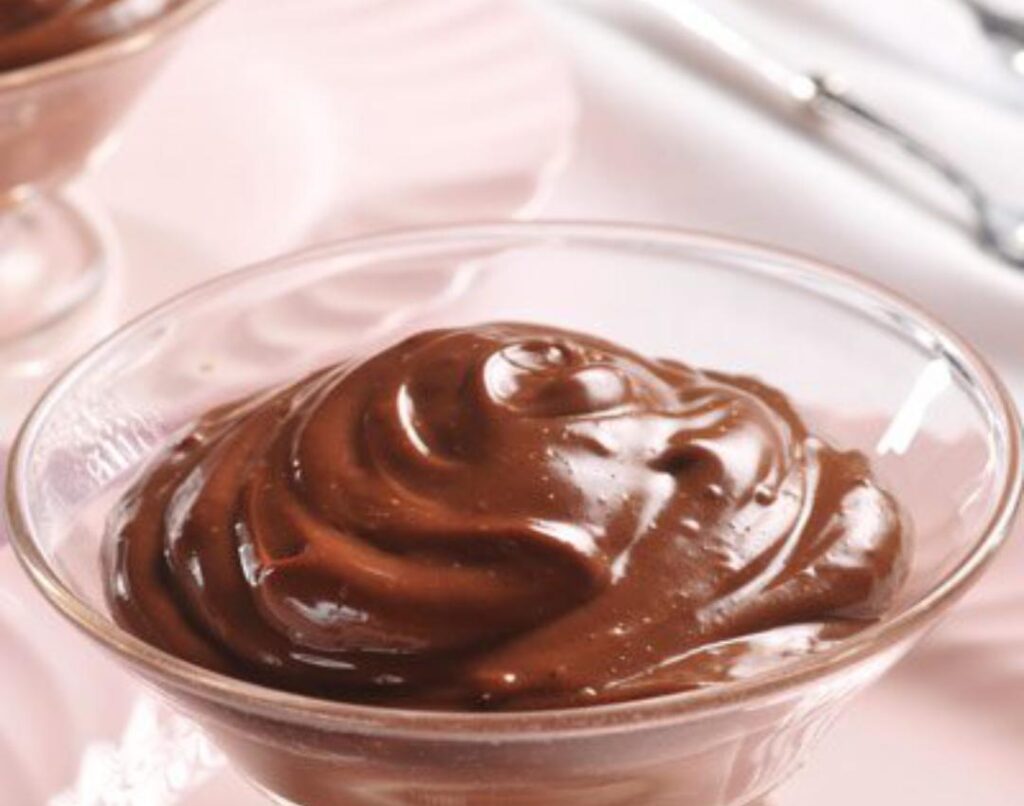 Puding od jabolka i chokolado