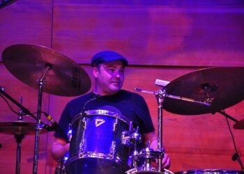 Парусион груп