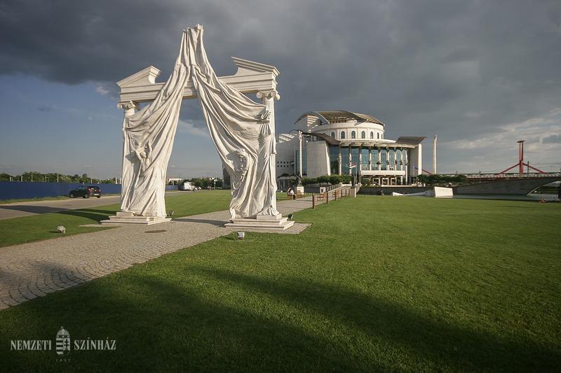 NATSIONALEN TEATAR BUDIMPESHTA 1