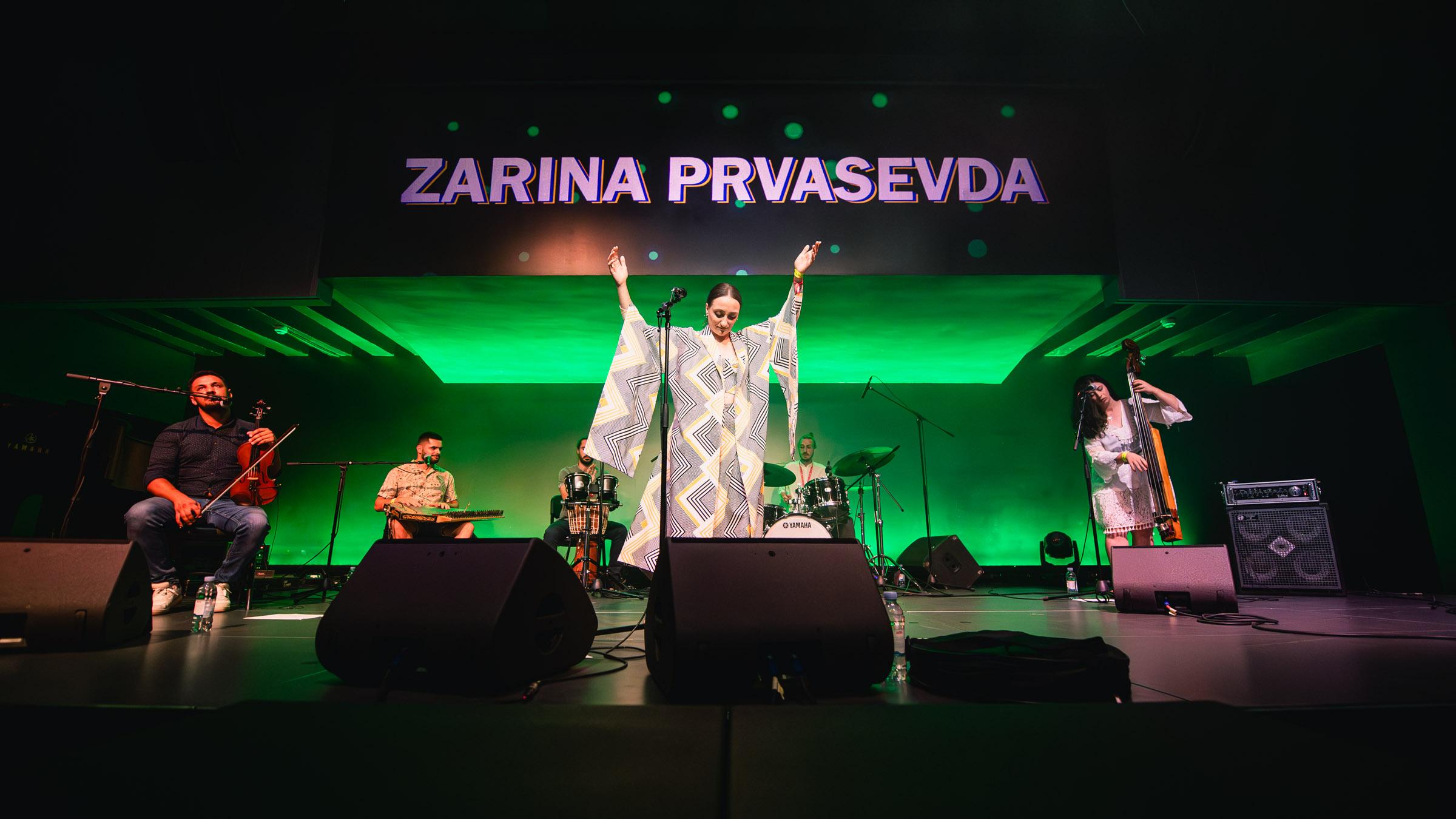 Zarina Prvasevda 0134SHIP Marko Lopac