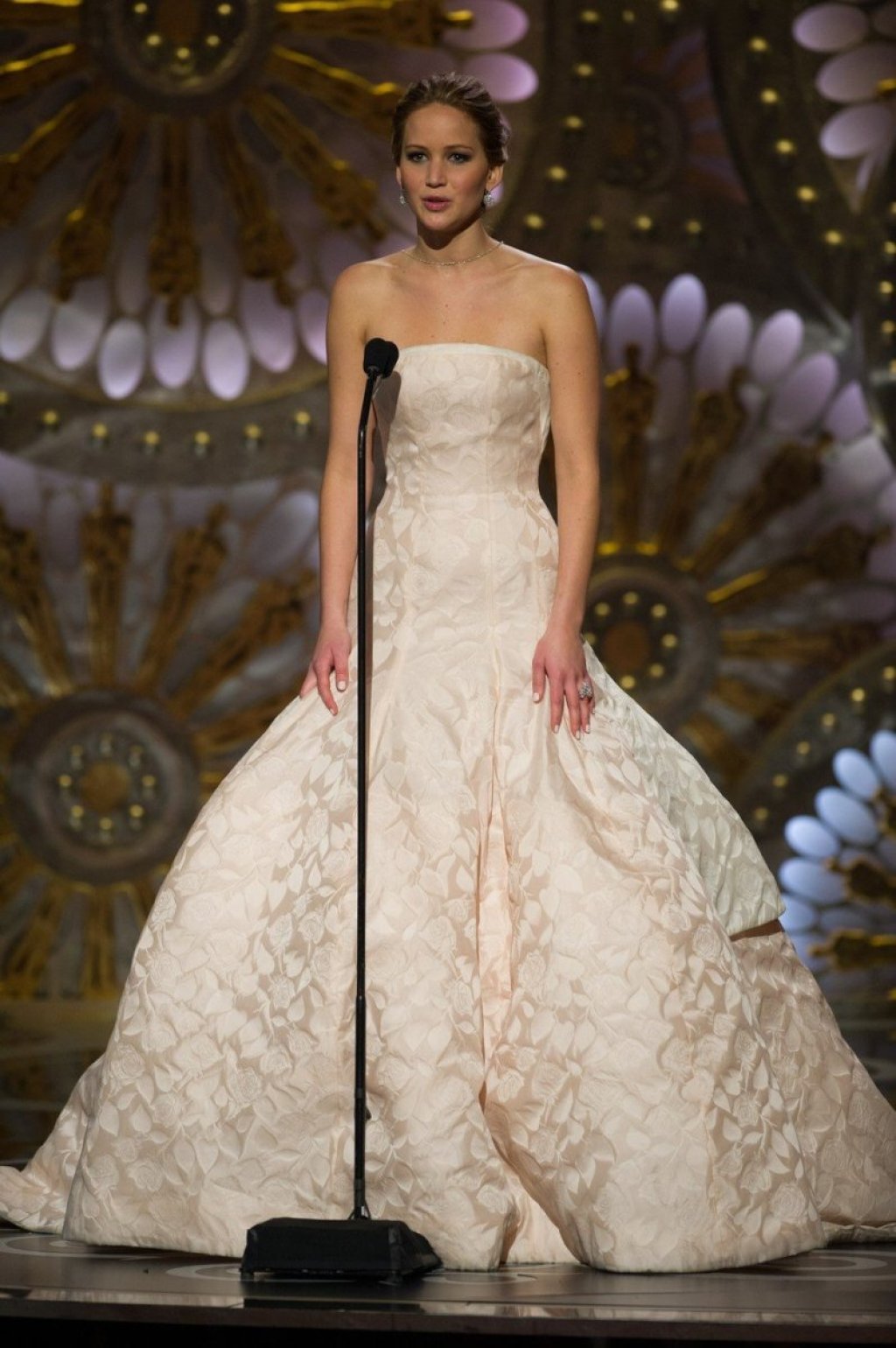 fustanot na dhenifer lorens