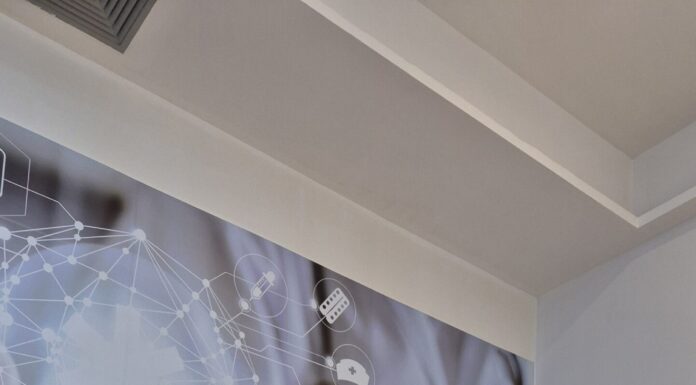 Повеќе од 260 учесници ја следеа онлајн обуката на dm и „Матрона“ за ран моторен развој кај децата