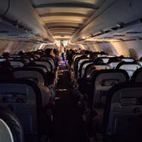 zatemneta avionska kabina